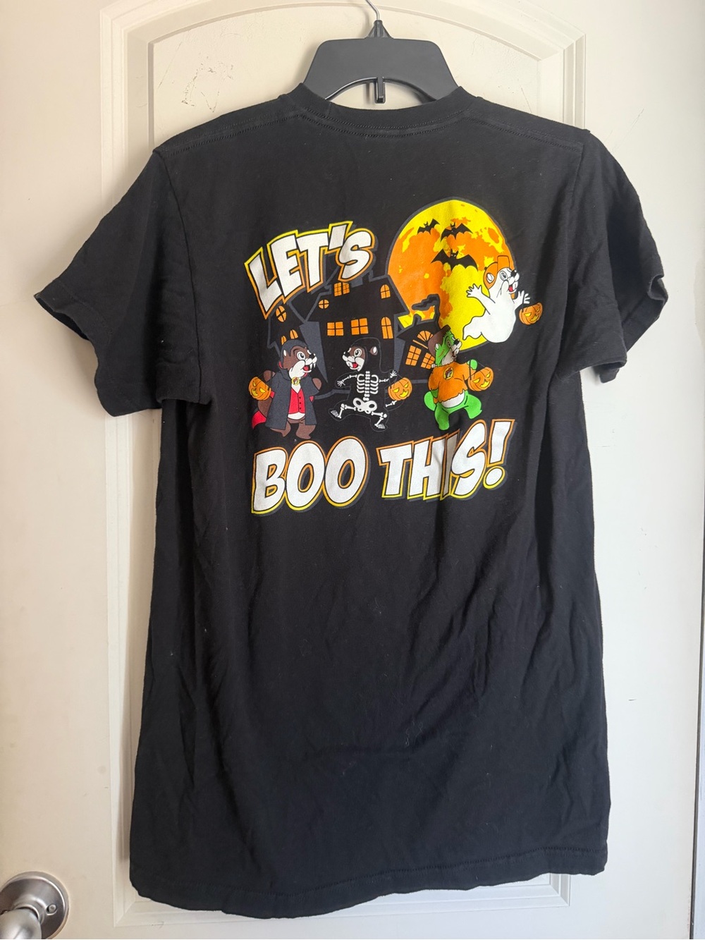 Buc-ee's LETS BOO THIS Black Halloween Shirt Glow In The Dark Adult Size Small M